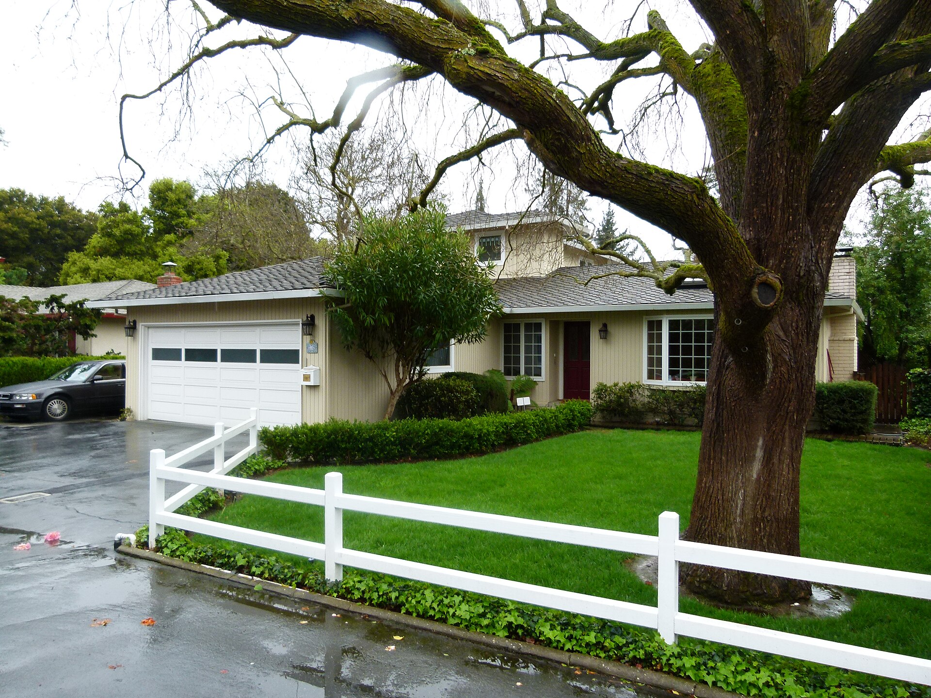 The suburban Menlo Park garage at 232 Santa Margarita Avenue where Google began